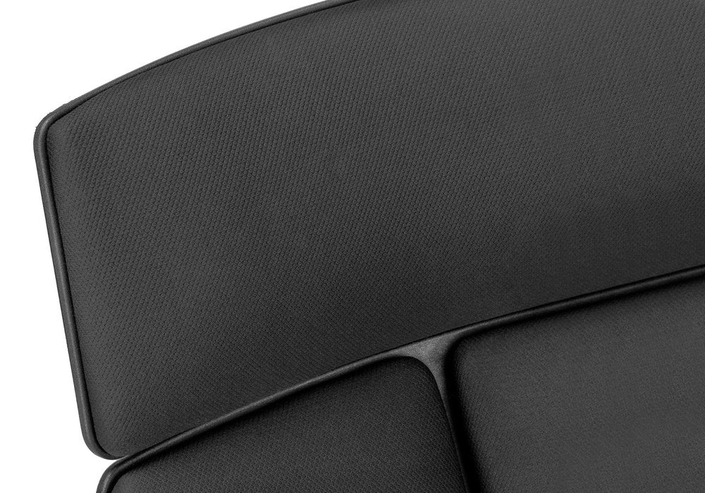 Black Adjustable Height Swivel Rolling Executive Office Chair