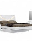Four Piece White Solid and Manufactured Wood Bedroom Set With Mirror