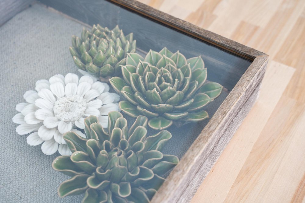 18" x 24" Gray Wood Hanging Picture Frame
