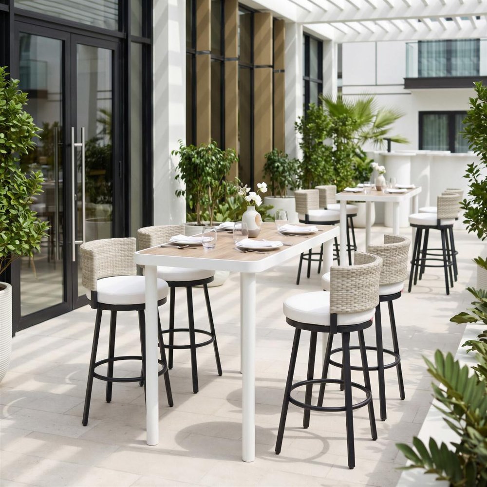 31" Black Natural And White Woven Aluminum And Rattan Low Back Outdoor Bar Height Chair