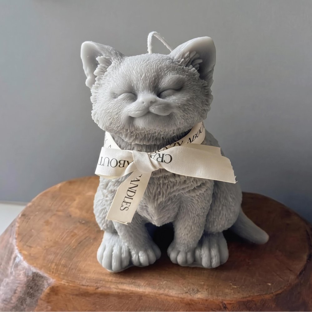 6" Gray Vanilla Scented Dimensional Cat Candle Round Novelty
