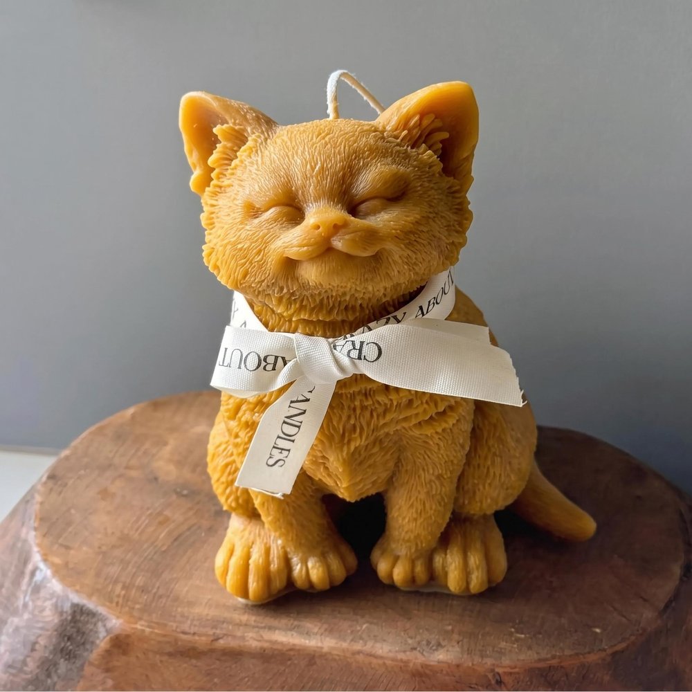 6" Brown Vanilla Scented Dimensional Cat Candle Round Novelty