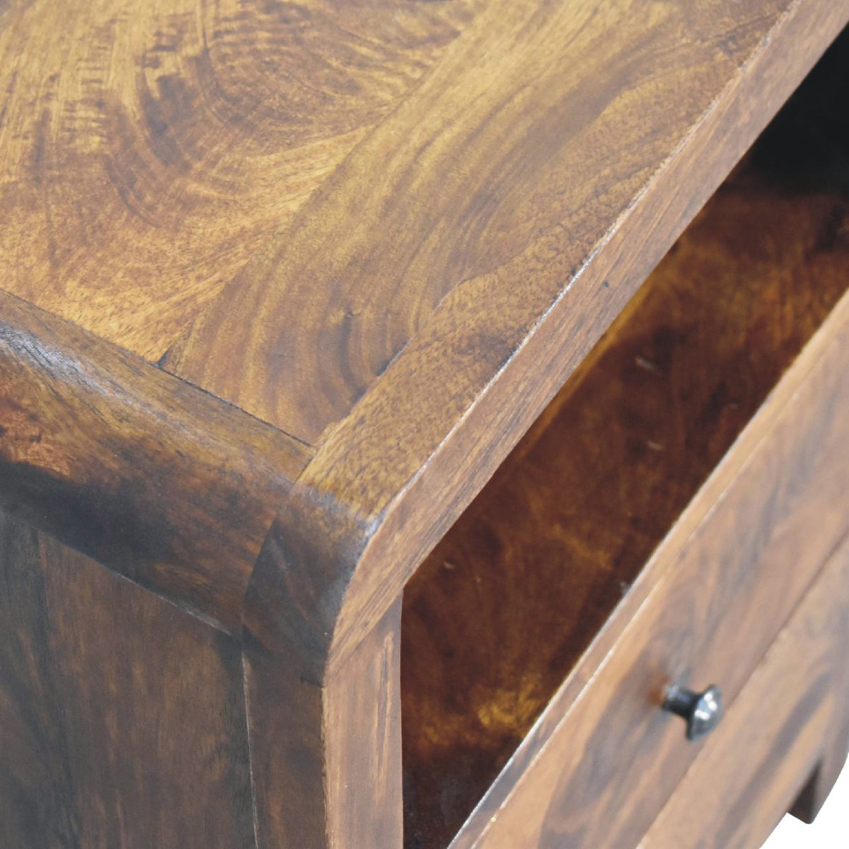 Arvessa Nightstand