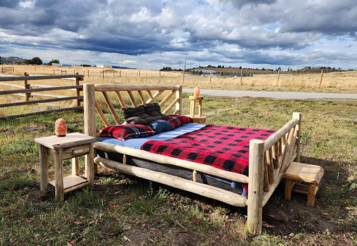 Canadian Log Furniture Yellowstone Solid Wood Log Cabin Bed Frame, image 5