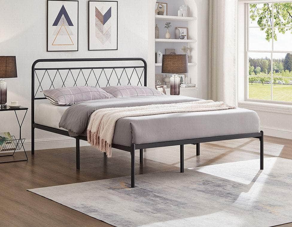 True Contemporary Lloydminster Black Metal Platform Bed, image 1